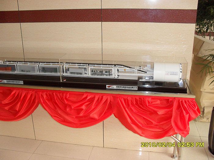 2010年2月4日成都南車隧道盾構(gòu)機模型